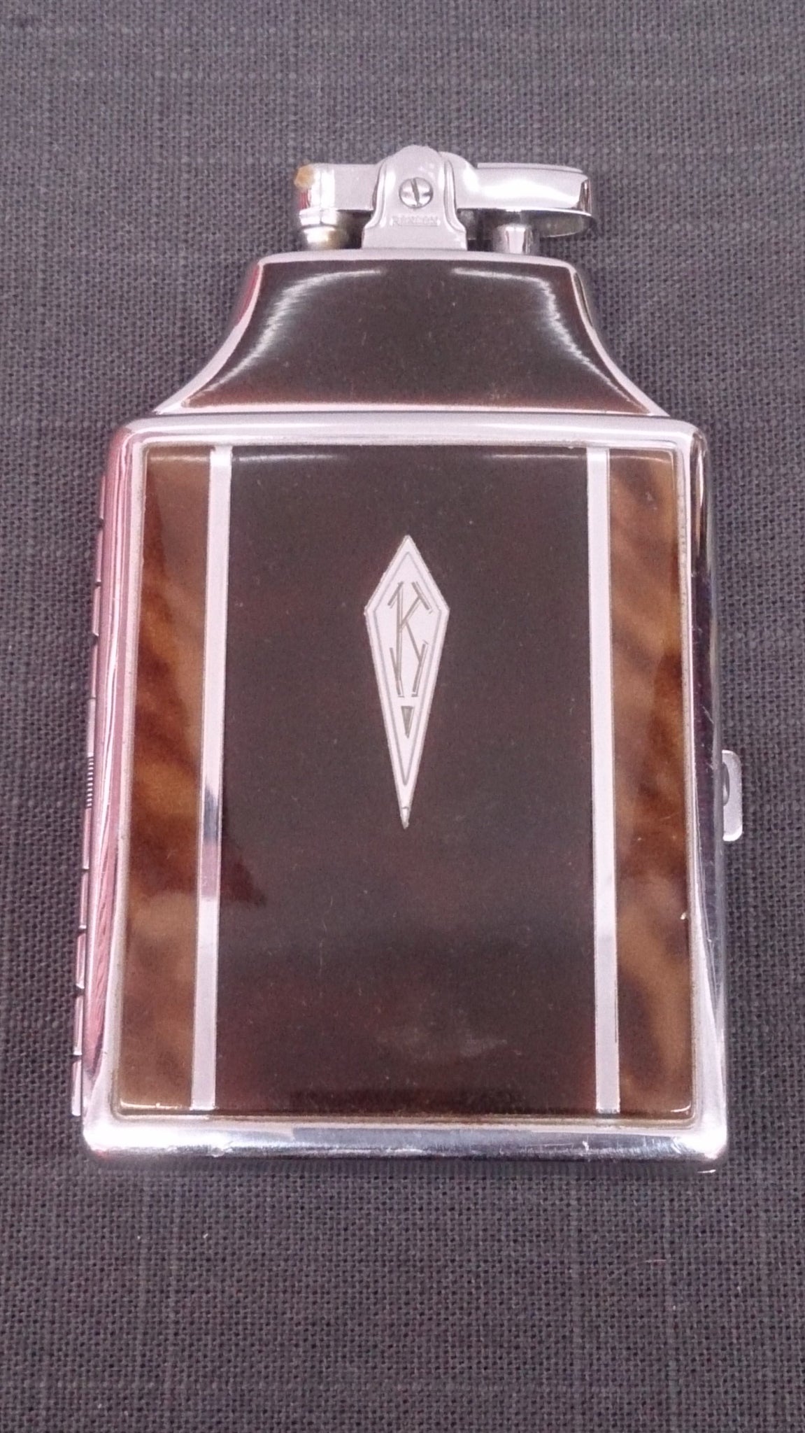 working cigarette case with lighter made in usa art deco Lighter and Holder, 1930s, Ronson Mastercase, Art Deco. – Roadshow Collectibles working cigarette case with lighter made in usa art deco Lighter and Holder, 1930s, Ronson Mastercase, Art Deco. – Roadshow Collectibles