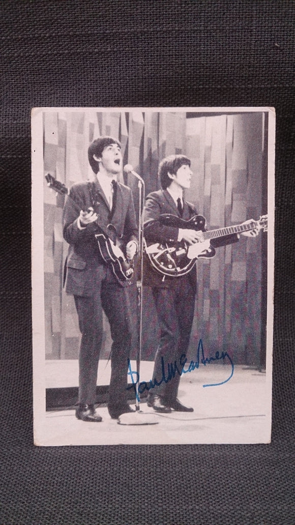 64 Beatles 3rd Series Trading Card, #122 Paul McCartney Black & White - Roadshow Collectibles