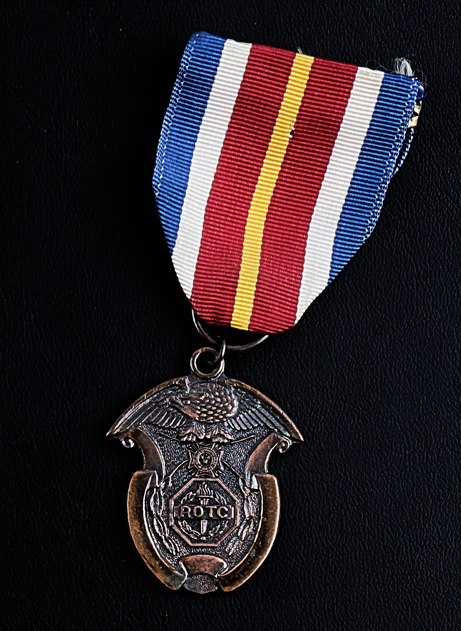 ROTC Medals Awards Pins Badges, Army Reserve Officers Training Corps ...