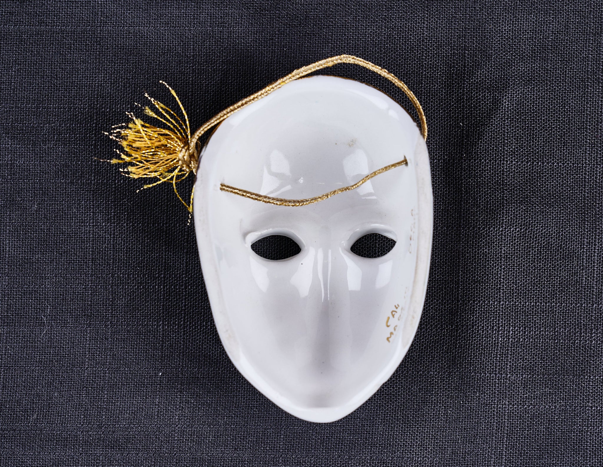 Ceramic Decorative Wall Hanging Mask, Hand Painted, Made In Italy. –  Roadshow Collectibles