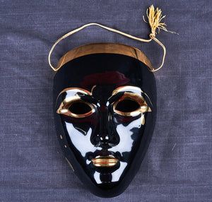 Ceramic Decorative Wall Hanging Mask, Hand Painted Made In Basso Italy - Roadshow Collectibles