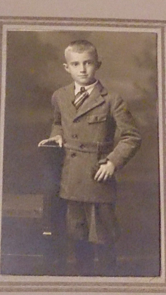 Black and White Portrait Of a Young Boy, Early 1900s - Roadshow Collectibles