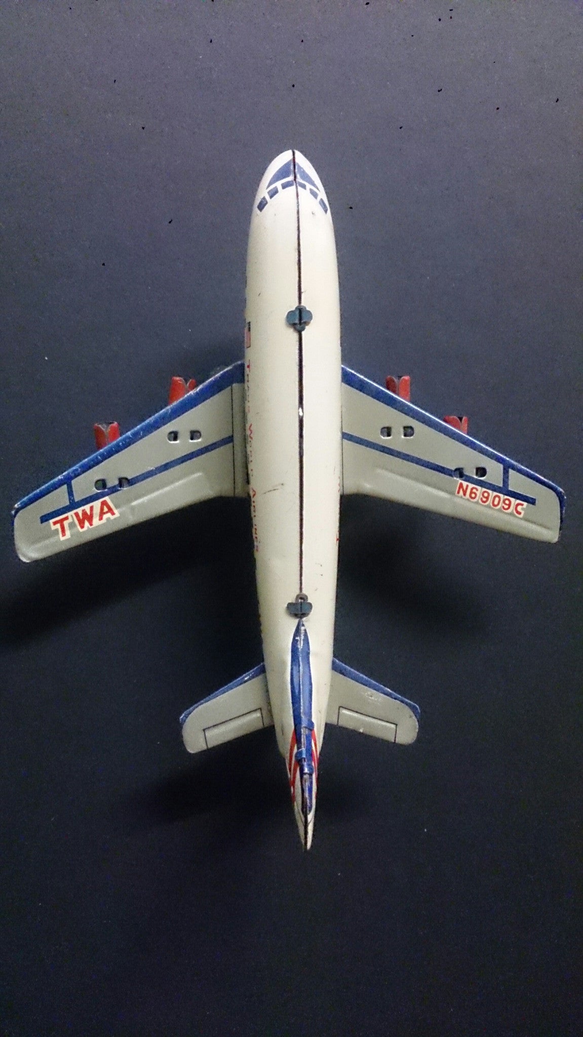 Lot jouets ancien voiture friction et avion tôle - Collection