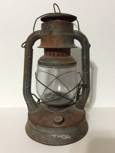 Dietz No 2 D-Lite Kerosene Railroad Lamp - Roadshow Collectibles
