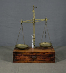 Apothecary Pharmacist Balance Scale Brass & Mahogany Basins 7 Weights - Roadshow Collectibles
